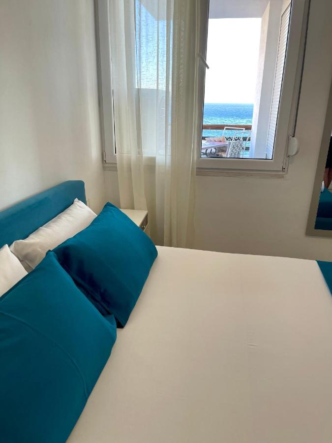 Sunny Bay Apartments ซารานเดอ ภายนอก รูปภาพ