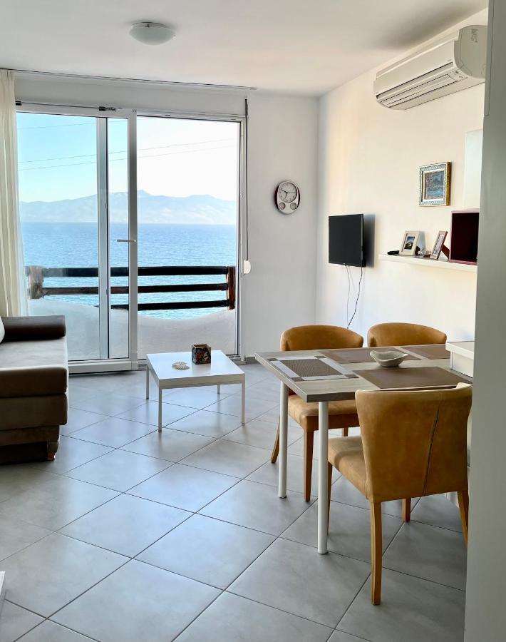 Sunny Bay Apartments ซารานเดอ ภายนอก รูปภาพ